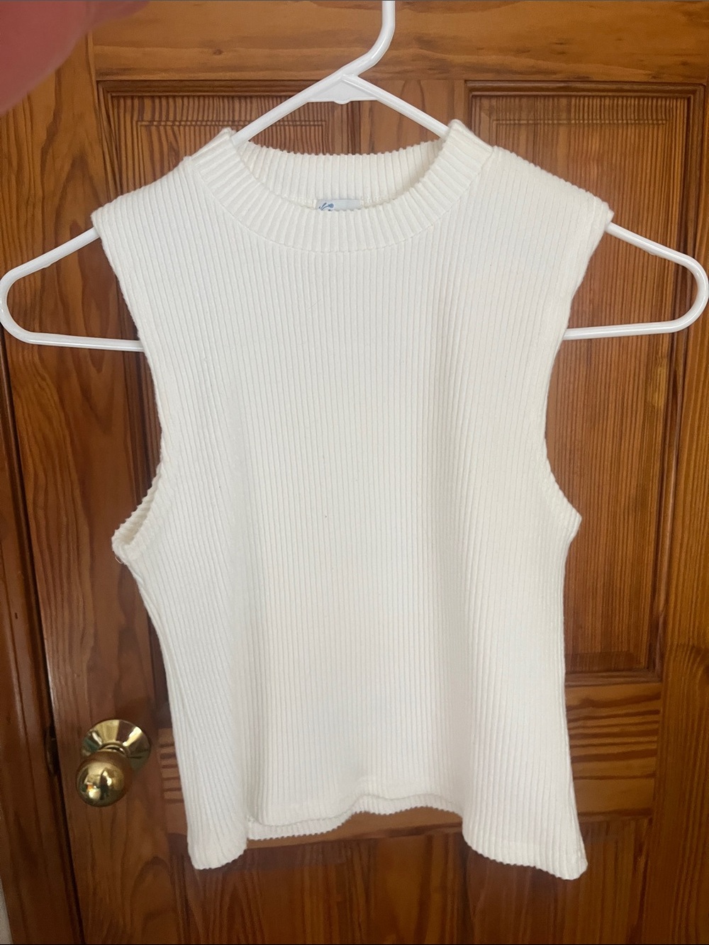 Blue Rain Ribbed Knit Sleeveless Tank - White